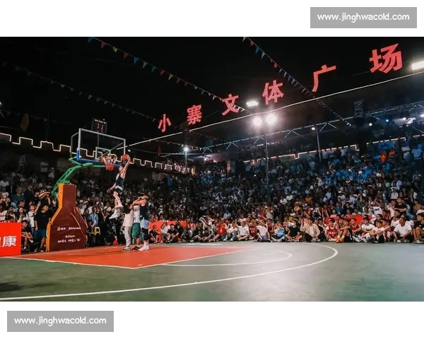 网红达人助阵村 BA 环江非遗打铁花燃爆夏夜 网红达人助阵村 BA 环江非遗打铁花燃爆夏夜